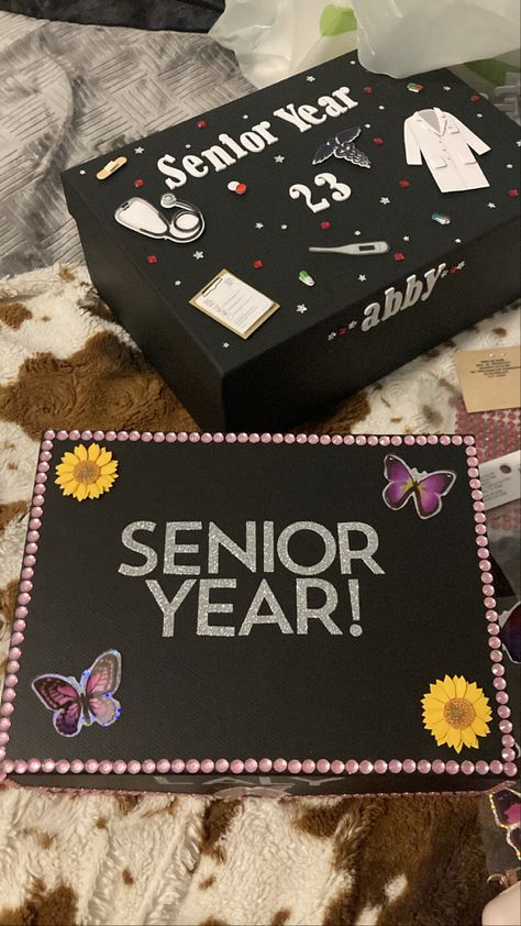 Senior Year Memory Box Ideas Diy, Memory Box Senior Year, High School Time Capsule, Senior Boxes 2024, Senior Memory Box Ideas Paint, Senior Box Ideas Tiktok, Senior Box Ideas Painted 2024, Senior Box Ideas 2024, Senior Box Ideas Painted