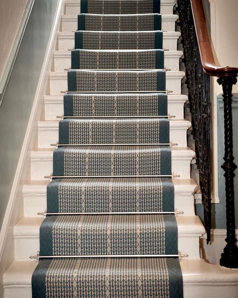 Fleetwood Fox, stairs, carpets, flatweave stair runners | Fleetwood Fox Hall Panelling, Modern Stair Runner, Stair Runner Ideas, Hallway Colour Schemes, Stairway Runner, Stairs And Hallway Ideas, Hall And Stairs, Victorian Hallway, Hallway Colours