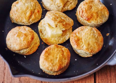 7 Things To Do With Leftover Biscuits Leftover Biscuits, Southern Buttermilk Biscuits, Biscuits Casserole, Southern Biscuits, Flaky Biscuits, Canned Biscuits, Breakfast Casserole Easy, Homemade Biscuits, Buttermilk Biscuits