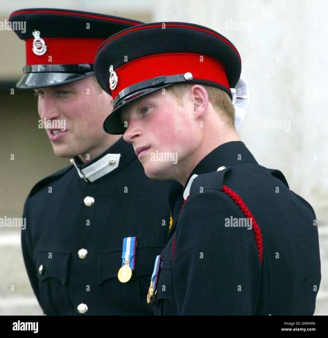 Principe William, Military Academy, Image Processing, Prince Harry, Prince William, Your Image, Royals, Photo Image, Prince