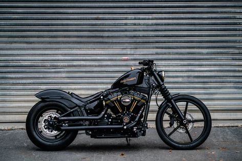 Engine, machine, motor and motorcycle | HD photo by Harley-Davidson (@harleydavidson) on Unsplash Photography Motorcycle, Moto Harley Davidson, Motorcycle Images, Harley Davidson Wallpaper, Vintage Motorcycle Posters, Motorcycle Brands, Canon 80d, Motorcycle Pictures, Motorcycle Posters