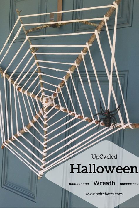 Cheap Halloween Diy, Diy Halloween Dekoration, Deco Halloween, Cheap Diy Halloween Decorations, Bricolage Halloween, Homemade Halloween Decorations, Diy Halloween Decor, Adornos Halloween, Halloween Spider Web