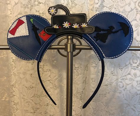 Mouse Ears for your next trip! – Lizzie In Adventureland Diy Disney Ears, Disney Ears Headband, Must Have Accessories, Disney Mickey Ears, Diy Disney, Disney Etsy, Disney Shop, Ears Headband, Disney Ears