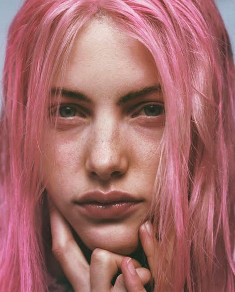 Felicia Sofia - distantvoices: By Lena C. Emery For W Magazine... Burnett Hair, Katie Burnett, Mark Hampton, Lavender Hair Colors, Dyed Hair Pastel, Pastel Ombre, Guy Tang, Hair Color Crazy, Hair Color Pastel