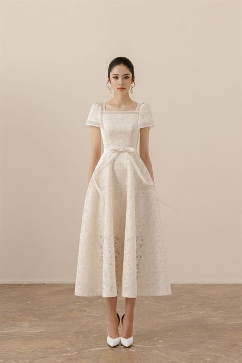 Esme Dress A Line Silhouette Dress, Elegant Dress Outfits, Cute Midi Dresses, Elegant Outfit Dress, Beige Dress Outfit, Formal Ootd, Luxurious Dress, Filipiniana Dress, Midi Wedding Dress