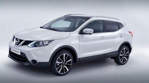 Nissan Qashqai 2014 Nissan Suvs, New Nissan, 2017 Cars, Car Goals, Nissan Cars, White Car, Nissan Qashqai, Car Magazine, Nissan Rogue