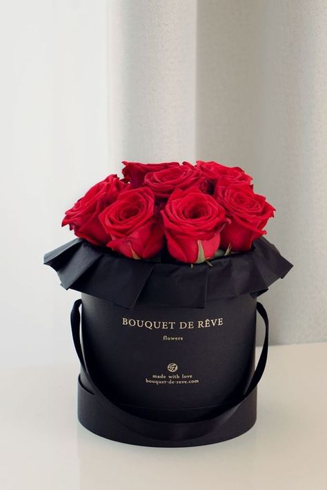 Săpunuri Handmade, Rosen Box, Flower Box Gift, Box Roses, Valentines Flowers, Flower Packaging, Chocolate Bouquet, Luxury Flowers, Beautiful Rose Flowers