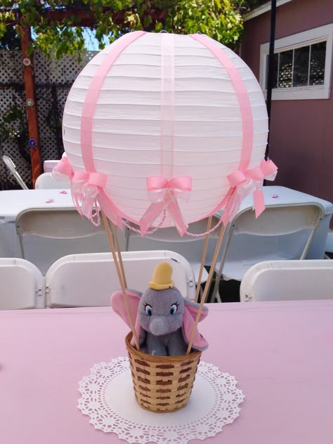 Disney Dumbo party centerpiece decoration Dumbo Baby Shower Theme, Winter Baby Shower Decorations, Theme Bapteme, Elephant Centerpieces, Showers Ideas, Peanut Baby Shower, Elephant Baby Shower Theme, Disney Baby Shower, Baby Shower Gift Basket