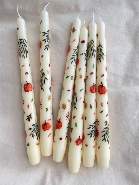 Dip Candles, Candle Table Decor, Pretty Candles, Autumn Candles, Candle Autumn, Diy Candle Sticks, Painted Candlesticks, Tapered Candles, Candle Crafts Diy