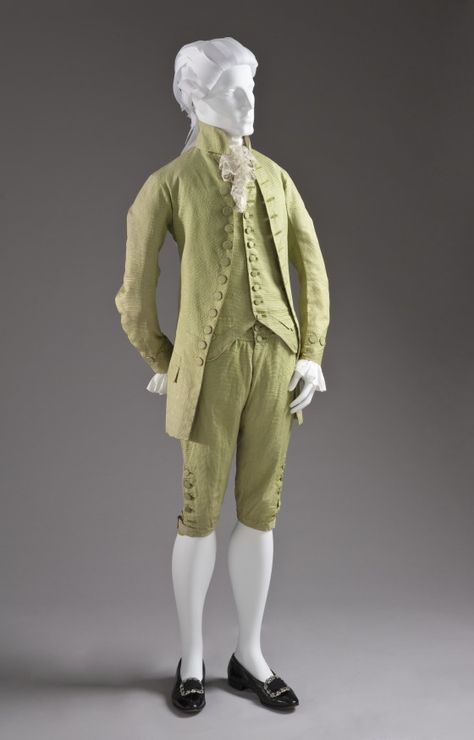 Gentleman's three-piece silk suit (frock coat, waistcoat and breeches), Venice, c.1770 | LACMA Collections 1790 Mens Fashion, 1770s Fashion Men, 1780s Fashion Men, Regency Mens Fashion, 1770s Fashion, Fairy Bridge, 18th Century Mens Fashion, Italian Costume, 1700 Fashion