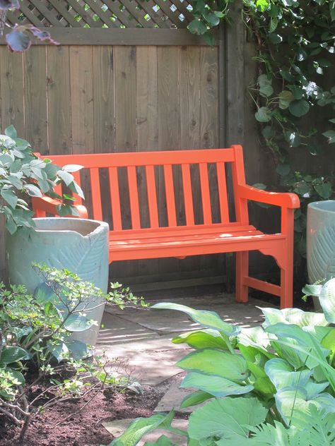 Painted Wooden Benches Outdoor, Painted Outdoor Bench, Painted Garden Bench, Midcentury Outdoor, Painting Outdoor Wood Furniture, Blue Pots, Painted Garden Furniture, Orange Bench, Painted Outdoor Furniture