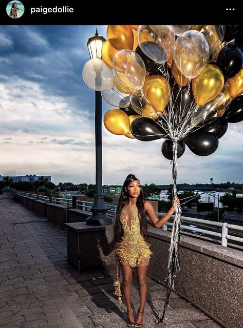 21 Birthday Dinner Outfit, Gold Birthday Dress Photoshoot, Gold Bday Photoshoot, Gold Photoshoot Black Women Birthday, Gold Dress Birthday Photoshoot, Gold Dress For Birthday, Gold Dress Black Woman Birthday, Photoshoot 17 Birthday, Golden Year Photoshoot