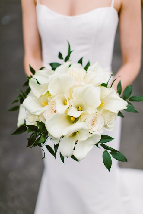 Calla Lily Bridal Bouquet Cascading, White Rose And Calla Lily Bridal Bouquet, Callililly Bouquet, Black Tie Wedding Bouquet, Roses And Calla Lily Bouquet, Ruscus Bouquet, White Calla Lily Wedding Bouquet, Greenhouse Black, Bouquet Shapes