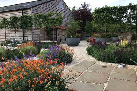 Farm courtyard garden in the countryside | Bestall & Co Farm Courtyard, Country Courtyard, Walled Courtyard, Bloom Design, Modern Country Style, Courtyard Design, Gravel Garden, Farm Barn, Large Planters