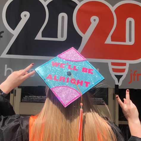 Harry Styles Cap And Gown, Harry Styles Inspired Graduation Cap, Rock Music Graduation Cap, Hs Grad Cap, Niall Horan Graduation Cap, Billie Eilish Graduation Cap Ideas, Gracie Abrams Graduation Cap, Graduation Cap Harry Styles, Harry Styles Cap Decoration