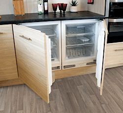 An integrated under counter fridge and freezer set Small Fridge Freezer, Build Kitchen Island, Counter Fridge, Kitchen Appliance Storage, Diy Kitchen Countertops, Fridge And Freezer, Under Counter Fridge, Integrated Fridge Freezer, Fridge Decor