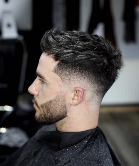 V Shaped Haircut With Layers, Step Cut Hairstyle, Shaped Haircut, Mens Messy Hairstyles, V Shaped Haircut, Mid Fade Haircut, Short Textured Hair, Mens Haircuts Short Hair, Haircut With Layers