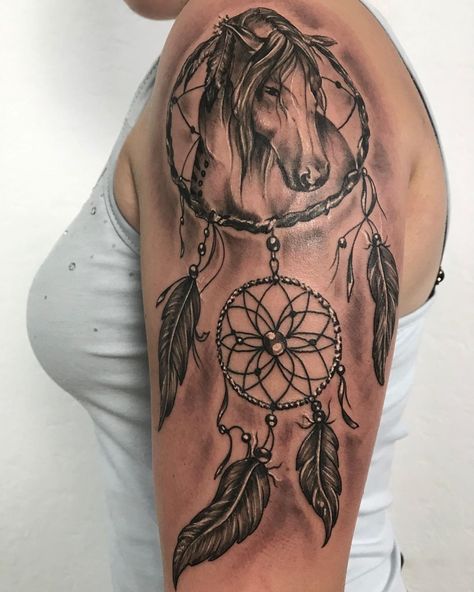 Mandala Dream Catcher Tattoo Design, Horse Dream Catcher Tattoo, Horseshoe Dreamcatcher Tattoo, Horse Tattoos Ideas, Dreamcatcher Tattoo Thigh For Women, Horse Thigh Tattoo, Racehorse Tattoo, Horse Inspired Tattoos, Horse Sleeve Tattoo