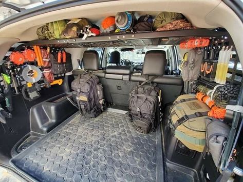 Truck Build Out, 4runner Interior Mods, Tactical Truck Ideas, Modificaciones Jeep Xj, 1000 Lifehacks, Jeep Gear, Tactical Truck, Overland Gear, Suv Camping