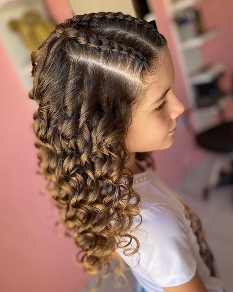 First Day Of School Braids, Hairstyles For Girls Long Hair, Back To School Braids, Back To School Hairstyles For Teens, First Day Of School Hairstyles, School Hairstyles For Teens, Caramel Ombre Hair, Girls With Curly Hair, Middle School Hairstyles