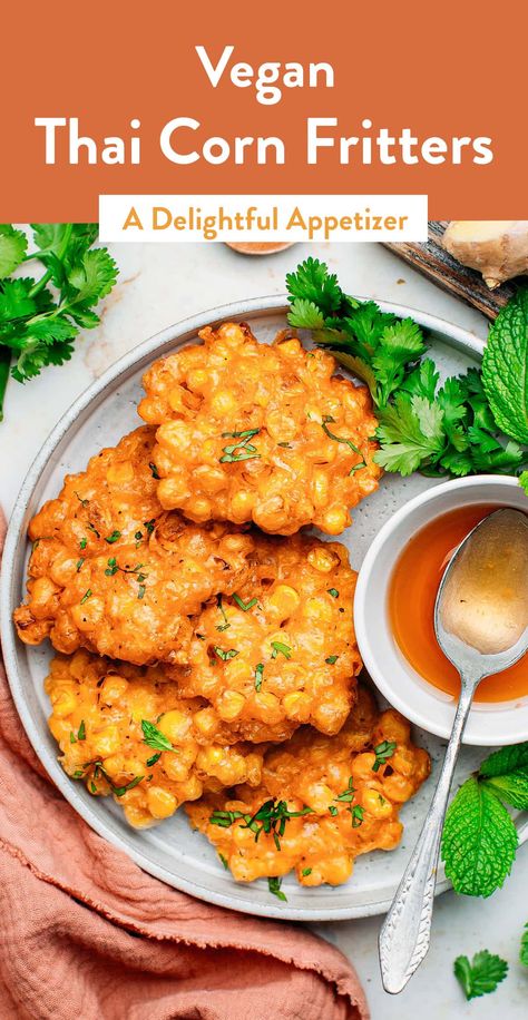 Thai Corn Fritters (Vegan) Thai Sweetcorn Fritters, Corn Vegan Recipes, Yummy Food Vegetarian, Vegetarian Asian Food, Vegan Corn Recipes, Vegetarian Recipes Mexican, Easy Vegetarian Breakfast Ideas, Thai Corn Fritters, Vegan Thai Recipes