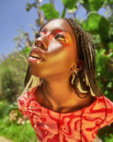 sarah lugor! on Twitter: "kisses… " Sarah Lugor, Estranged Father, I Love Being Black, You Are Beautiful, Carnival Face Paint, Makeup Looks, Musician, On Twitter, Skin