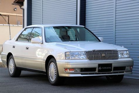 Toyota Crown Royal Saloon, Toyota Crown, Dream Garage, Crown Royal, Japanese Cars, Car Collection, Old Cars, Jdm, Cool Cars