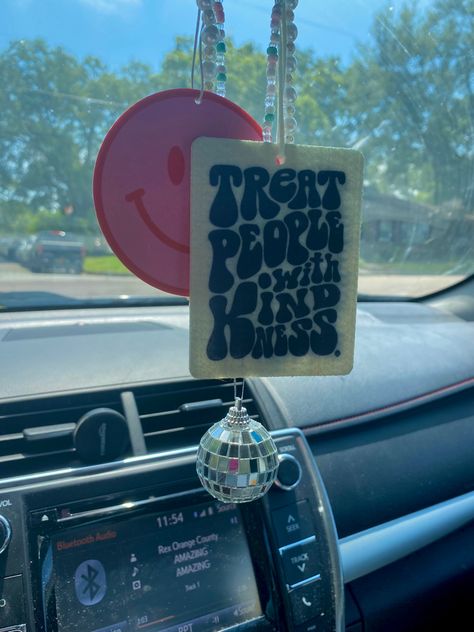 Cute Review Mirror Decor Car, Aesthetic Car Accesories, Mirrorball Car Decor, Retro Car Interior Decor, Summer Car Decor Aesthetic, Car Interior Decor Funky, Aesthetic Assecories Car, Harry Styles Air Freshener, Dream Car Decor