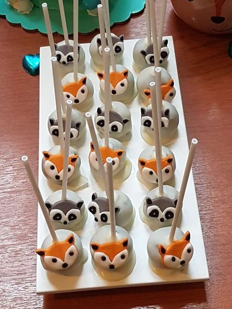 Woodland Creature Cake Pops, Woodland Animal Cake Pops, Woodland Theme Cake Pops, Fox Cake Pops, Woodland Cakepops, Woodland Cake Pops, Animal Cake Pops, Fun Cake Pops, Woodland Animals Party