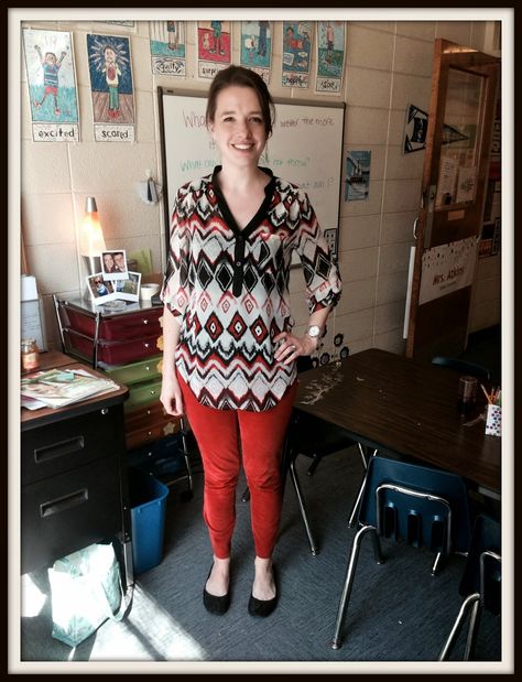 jyjoyner counselor: School Counselor Wear to Work Series- Counselor Showcase School Counselor Outfits, Therapist Wardrobe, Counselor Outfits, Middle School Counselor, Professional Outfit, Counseling Office, Future Job, Outfits Baggy, Professional Style