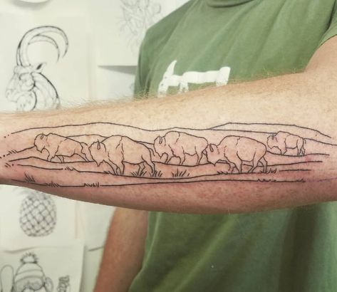 Erin Ashlee | So simple so awesome. I love this bison tattoo! #bison #jacksonhole #bisonherd #wyoming #yellowstonenationalpark #buffalo… | Instagram Bison Tattoo, Buffalo Tattoo, Cowboy Tattoos, Birthday Tattoo, Western Tattoos, Fancy Art, Minimalist Tattoo, May 22, Tattoos And Piercings