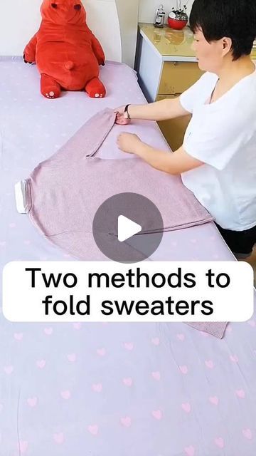 How To Fold Sweaters, Folding Tips, Folding Hacks, Clothes Folding, Blackpink Pink Venom, Blackpink Pink, Diy Clothes Hacks, Care Organization, Folding Laundry