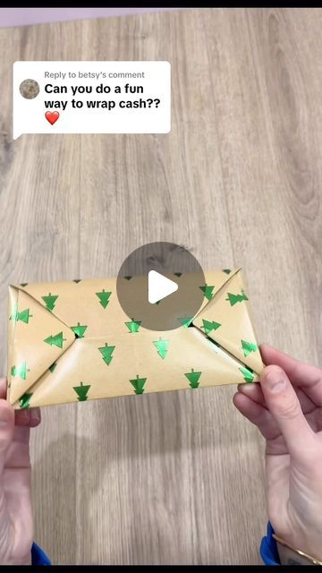 Tracie Garrett on Instagram: "Quick little ‘envelope’ to wrap money in and add to a gift to match wrapping or just leave it as is! I hope this helps! **measurements are 10”x14”** 🎁 🎁 🎁 🎁 #wrapping #giftwrapping #wrappingpresents #howtowrap #wrappinghacks #beeandbloomswraps" Wrapping Money Gifts, Gift Money Holder, Homemade Envelopes, Wrapping Money, Pretty Gift Wrapping Ideas, Baby Gift Wrapping, Gifts Homemade, Christmas Gift Packaging, Gift Wrapping Techniques