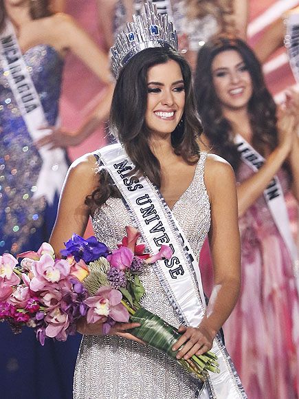 Miss Universe 2001, Pageant Aesthetic, Miss Universe 2014, Miss Puerto Rico, Miss Colombia, Miss Universe 2015, Women Lawyer, Pageant Crowns, Miss Universe