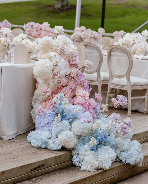 Hydrangea Wedding Decor, Pink Hydrangea Wedding, Orchids And Roses, Floral Wedding Reception, Orchid Centerpieces, Hydrangea Wedding, Roses Blue, Dream Wedding Decorations, Hydrangeas Wedding