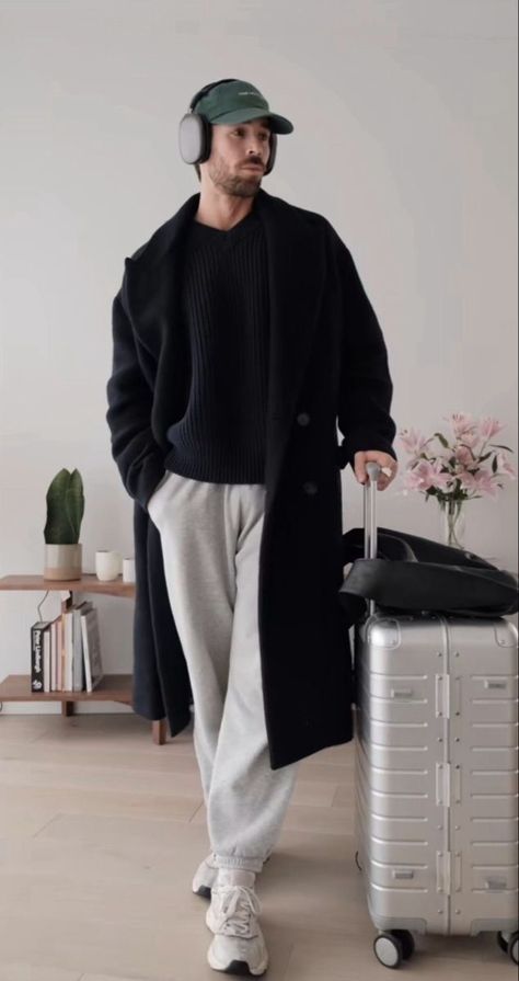 Best & Aesthetic Travel Outfits Ideas | All seasons Comfy Travel Outfit Ideas Men’s Outfit For Airport, Winter Italy Outfit Men, Men’s Fall Fashion Paris, Winter Outfits Men New York, Airport Outfit Men Winter, Men's Airport Outfit, Men Amsterdam Outfits, Men Europe Outfits Winter, Men Airplane Outfit