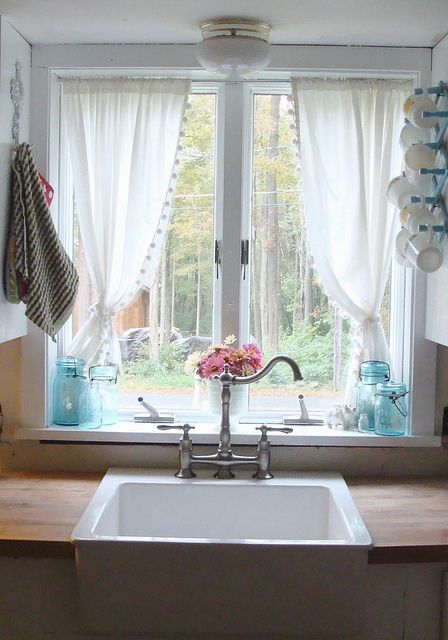 End of Summer Kitchen Window by itchinstitchin, via Flickr Kitchen Sink Window Treatments, Kitchen Window Treatments Ideas, Kitchen Curtain Designs, Kitchen Sink Window, Window Treatments Ideas, Ideas Cocina, Kitchen Window Curtains, Kitchen Window Treatments, Rustic Curtains