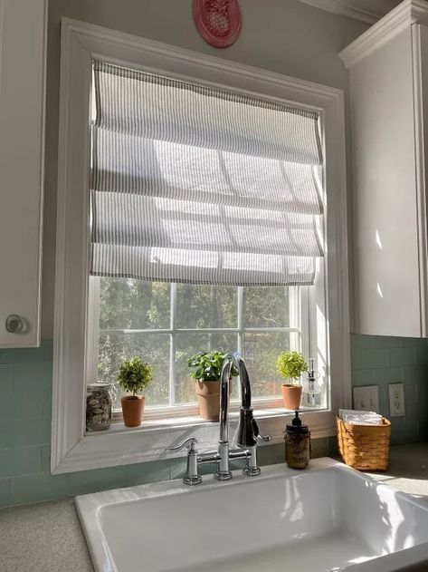 18 Inexpensive Ways to Make Your Kitchen Prettier and More Organized | Hometalk Backdoor Window Covering, Kitchen Window Coverings Over Sink, Inexpensive Home Updates, Kitchen Blinds Ideas Above Sink, Backdoor Ideas, Kitchen Window Above Sink, Kitchen Window Decor Over Sink, Diy Kitchen Window Treatments, Kitchen Window Curtain Ideas