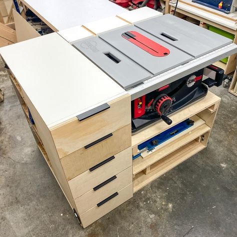 Add storage and an outfeed to your jobsite table saw with this DIY table saw stand! Table Saw Setup, Small Table Saw Station, Assembly Table With Table Saw, Sawstop Outfeed Table, Sawstop Table Saw, Table Saw Stand Diy, Saw Table Work Bench, Leathercraft Workbench, Dewalt Table Saw Stand