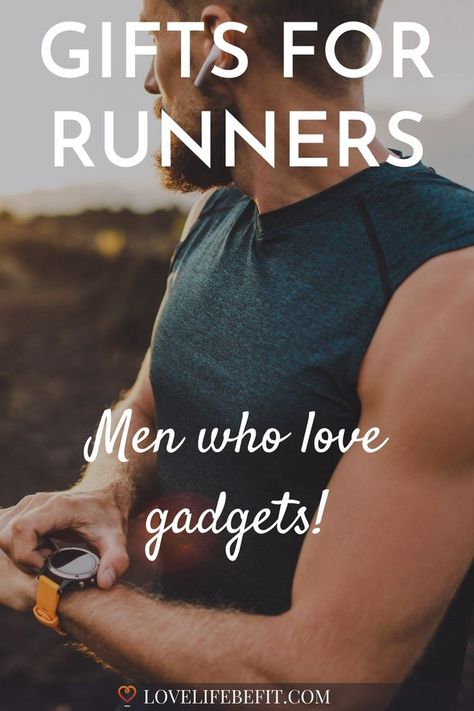 Running Gear Mens, Gifts For Runners Men, Running Aesthetic Men, Winter Running Gear, Running Gadgets, Best Running Gear, Trail Running Gear, Running Jewelry, Beginner Runner