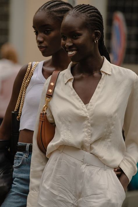 Natural Afro Hairstyles, Style Makeover, Style Inspiration Summer, Future Fashion, Cool Street Fashion, Cozy Knits, Milan Fashion, Spring Summer Outfits, Fall Wardrobe