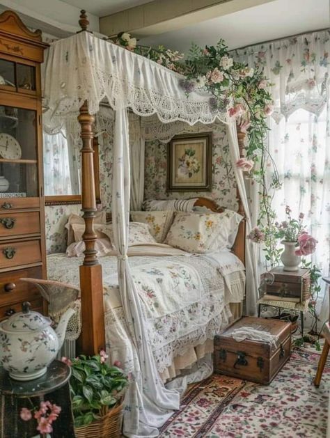 Cottagecore Bedroom Ideas, Furniture Wallpaper, Cottagecore Bedroom, Bedroom Makeovers, Dream Bedroom Inspiration, Casa Vintage, Dream House Rooms, Room Makeover Bedroom, Dream Room Inspiration