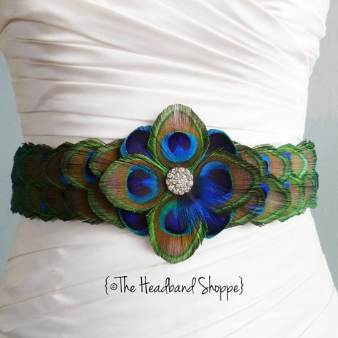 peacock feather belt, etsy Peacock Accessories, Flower Jewelry Designs, Peacock Wedding Theme, Peacock Theme, Peacock Wedding, Art Decor Diy, Bridal Sash, Feather Jewelry, Bridal Belt