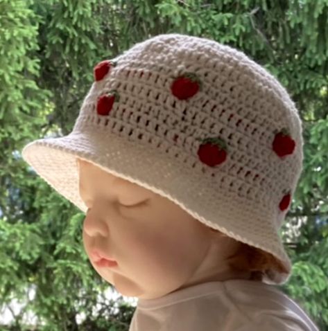 Sun and strawberries for summer new in my #etsy shop: Baby Strawberry Sun Hat Size 3-6, 9-12 months Bucket Hat https://etsy.me/42A8j8Q #crochet #1yearhatpattern #sunhatpattern #toddlerbuckethat #unisexbabyhat #crochetbuckethat #toddlersunhat #reborndollhat Strawberry Crochet Bucket Hat, Crochet Baby Bucket Hat, Baby Sun Hat Pattern, Strawberry Bucket Hat Crochet, Crochet Baby Sun Hat, Sun Hat Crochet Pattern, Sunhat Pattern, Sun Hat Crochet, Sun Hat Pattern