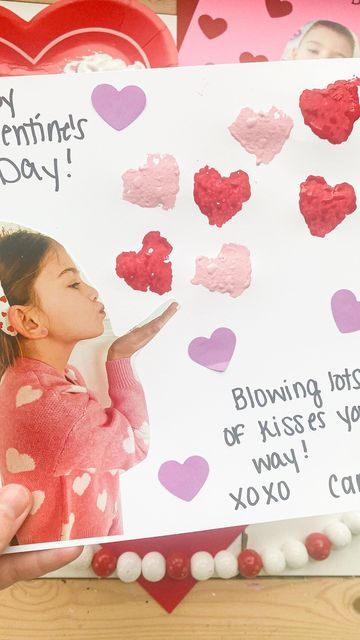 Deena Keller on Instagram: "Blowing Kisses Craft💕 follow @abcdeelearning for more kids ideas" Valentines Gift Preschool Kids For Parents, Blowing Kisses Craft For Kids, Valentine Photo Craft, Valentine’s Day Crafts For Kids To Parents, Valentines Gift From Kids To Parents, Blowing Kisses Picture, Valentines Pictures Kids, Valentines For Parents, Preschool Valentines Day