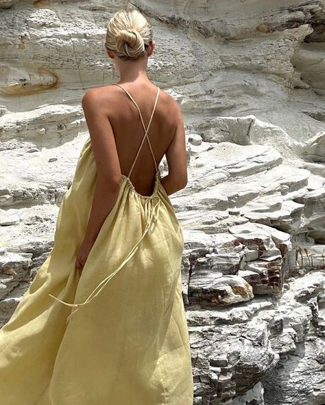 Zulu & Zephyr on Instagram: "low back detailing • @alexandra__sage in the citrus linen dress. ​​​​​​​​ #zuluandzephyr" Linen Maxi Dress Summer, Linen Dress Casual, Yellow Linen Dress, Summer Dress Long, Womens Yellow Dress, Cute Travel Outfits, Linen Style Fashion, Greece Outfit, Prom Dress Inspo