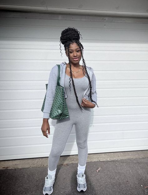 New Balance Shoes 990 V5 Outfit, New Balance 990 V4 Outfit, Grey Jumpsuit Outfit Black Women, Mew Balance Shoes Outfit, 990v5 Outfit, Grey New Balance Outfit, New Balance 990 V5 Outfit, Gray Jumpsuit Outfit, Grey Jumper Outfit