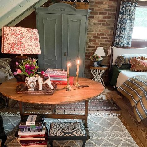 Inside Cottage, Cosy Attic, Ecclectic Decor, Brocante Style, Gray Painted Furniture, Scottish Cottages, Eclectic Homes, Instagram Dog, Cosy House