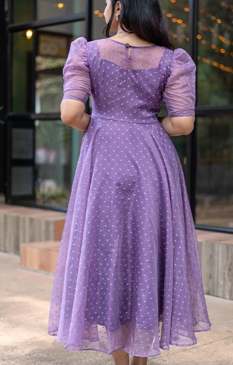 Daily Wear Frocks For Women, Organza Gowns For Women, New Simple Frock Design, Half Frock Models, Stylish Frocks For Women, Half Frocks For Women, Trendy Frocks, Vintage Prom Dresses Long, Organza Kurti Designs Latest