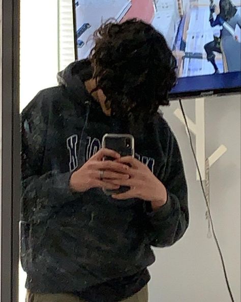 Swag boy store aesthetic mirror picture Store Aesthetic, Mirror Pictures, Aesthetic Mirror, Mirror Picture, Fun Games, Group Chat, Boy Outfits, Mirror